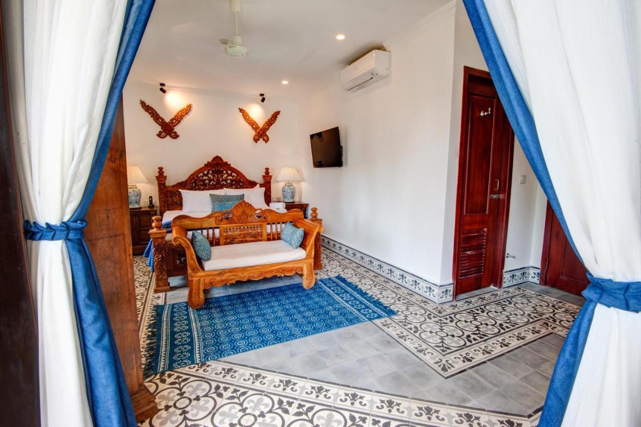Khmer Surin Boutique Guesthouse بنوم بنه المظهر الخارجي الصورة